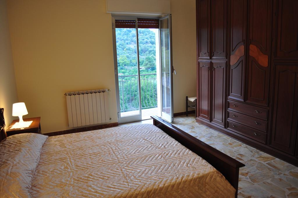 Casa Catena Francavilla di Sicilia Camera foto