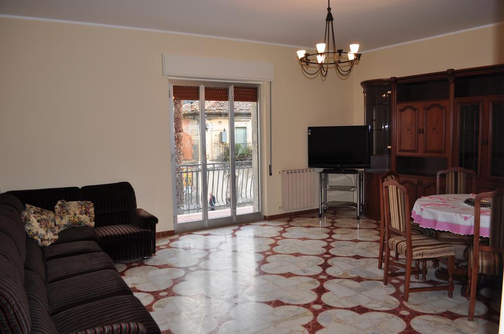 Casa Catena Francavilla di Sicilia Camera foto