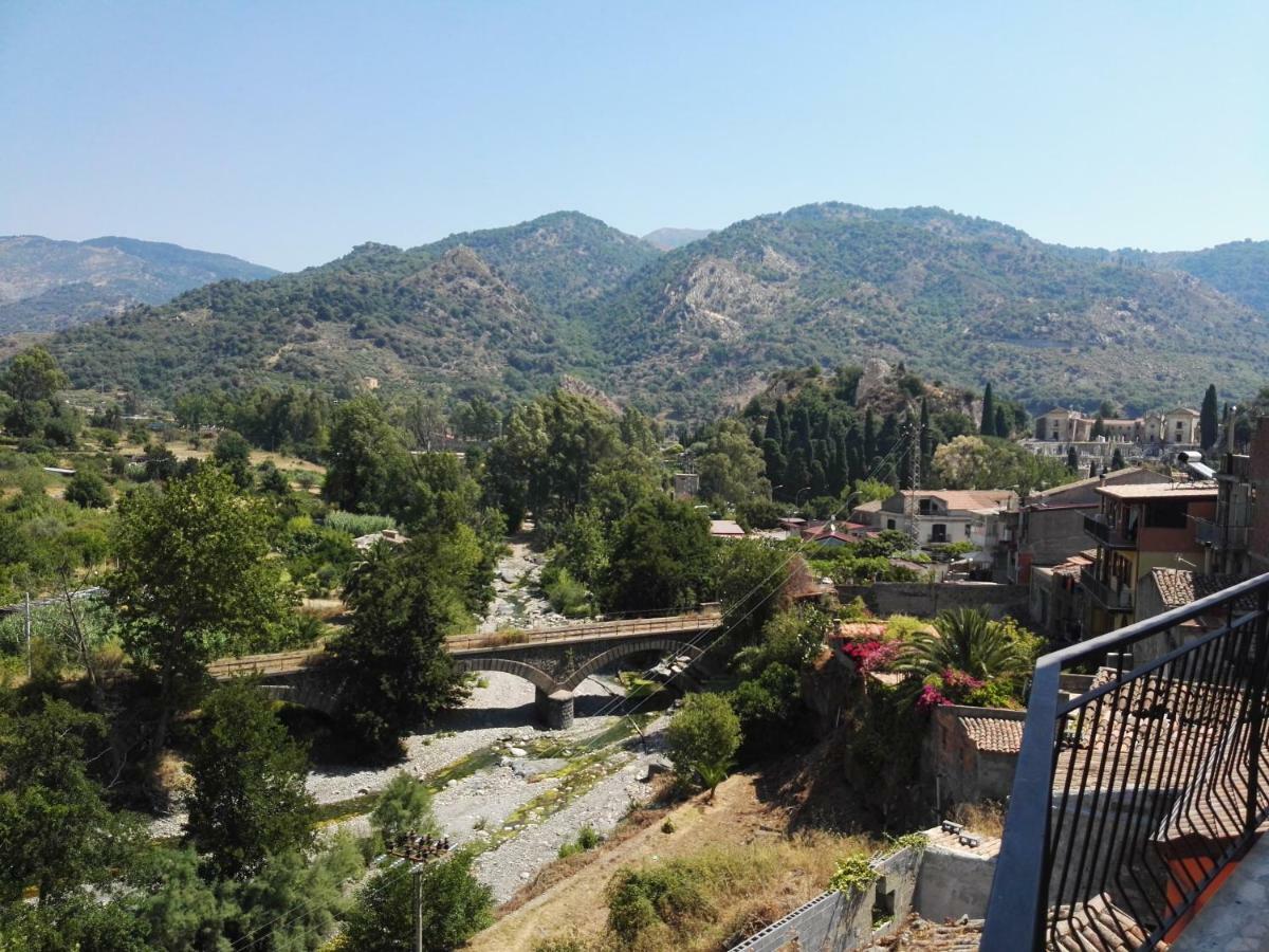 Casa Catena Francavilla di Sicilia Esterno foto