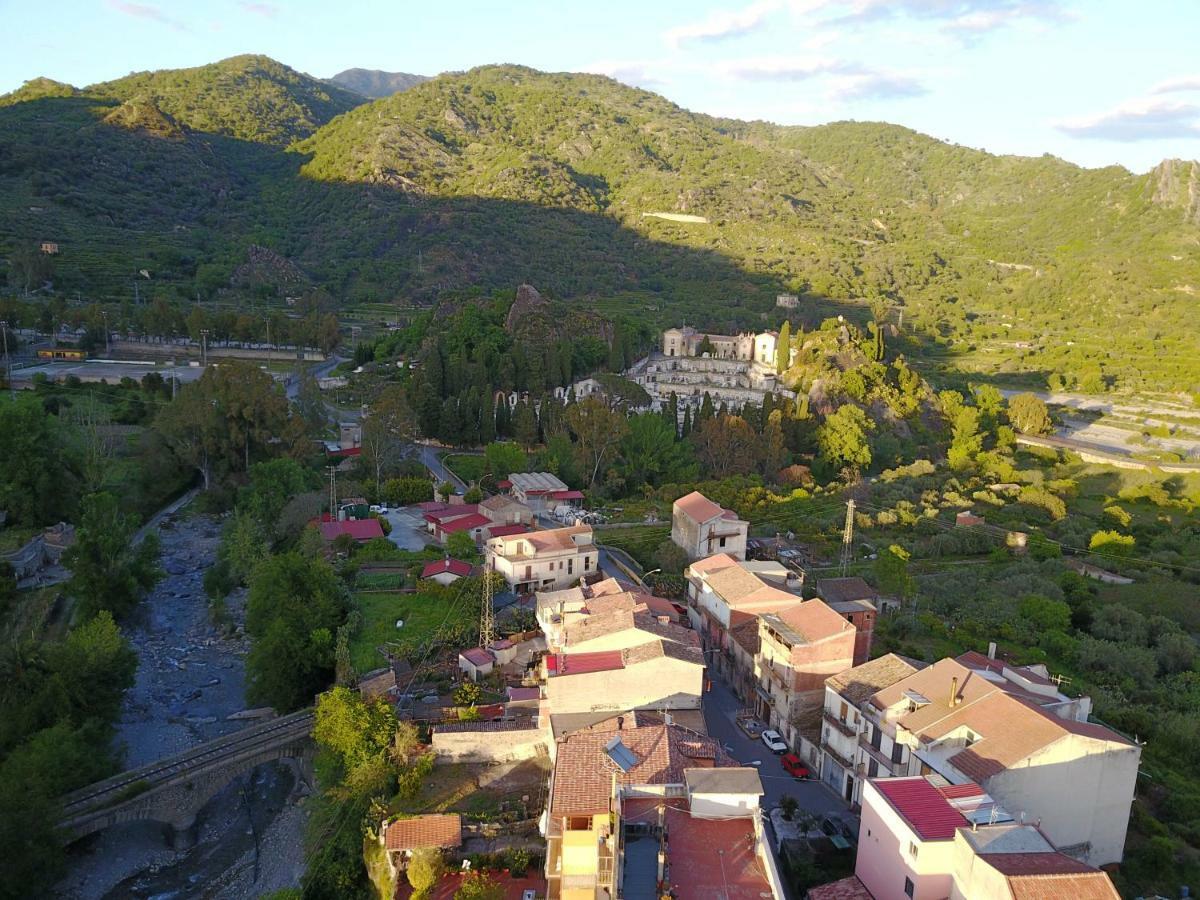 Casa Catena Francavilla di Sicilia Esterno foto